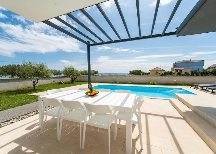 Marita Zadarvillas Villa *