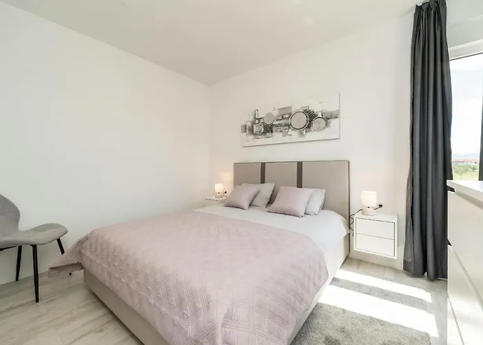 Marita Zadarvillas * Privlaka (Zadar)