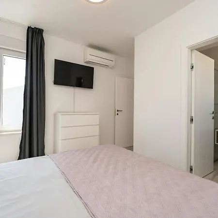 Marita Zadarvillas וילה *