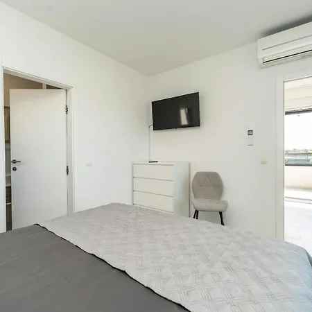 וילה Marita Zadarvillas פריבלאקה